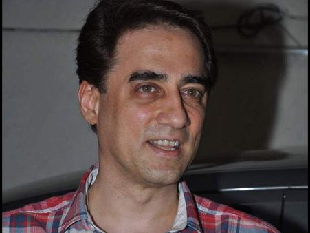 Aamir's Brother Faisal Khan In Kashmir-Set Love Story