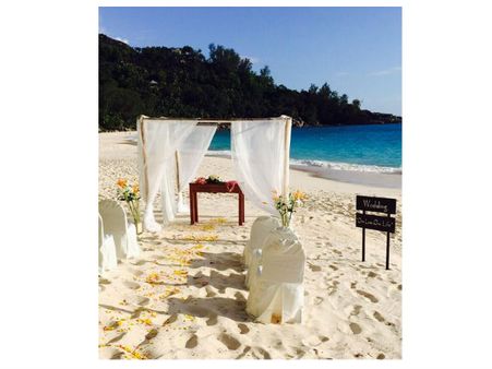 Newly-Wed Kunal Kapoor Thanks All For Wishes