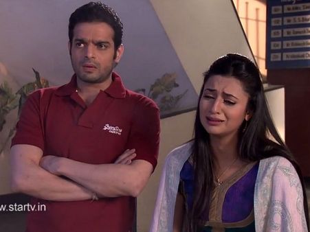 Yeh Hai Mohabbatein's Divyanka Tripathi Wants To Change Karan Patel's Sense Of Time!