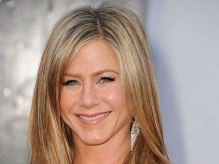 Oscar 2015 Presenters: Jennifer Aniston Joins Despite Snub