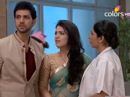 Meri Aashiqui Tum Se Hi: Ishaani-Ranveer Get Closer Thanks To Chirag And Mystery Girl