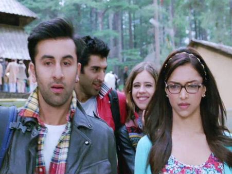 Ranbir Kapoor-Deepika Padukone Trying To Avoid Any 'Tamasha'?