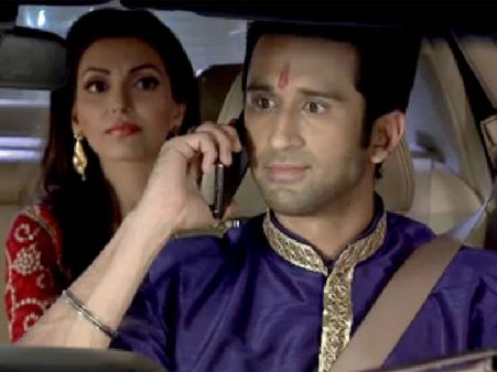 Yeh Hai Mohabbatein: What's The Secret Behind Rinki's Groom?