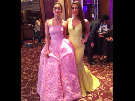 Alia Bhatt-Kareena Kapoor's Gorgeous Pose Together