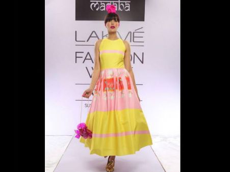 Nargis Fakhri Shines At First Ever LFW Instagram Show (Pics)