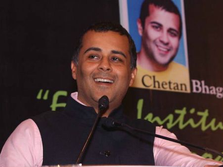 Chetan Bhagat To Judge Nach Baliye 7 Along With Preity Zinta!