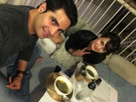 Yeh Rishta Kya Kehlata Hai’s Karan Mehra shopped for Actress-Wife Nisha Rawal In Cape Town