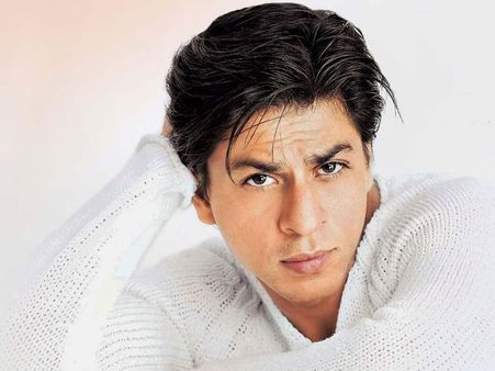 Shahrukh Khan's Dilwale Shooting Makes Commuters Angry