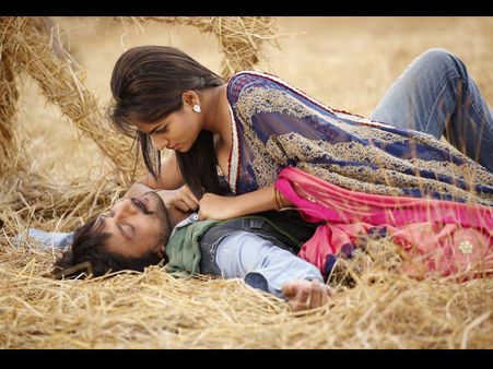 Sizzling Pictures Of Sudeep And Rachita Ram From 'Ranna'