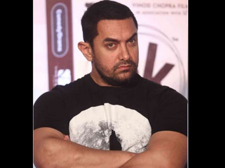 Search For Aamir Khan's Daughters Is Still On!