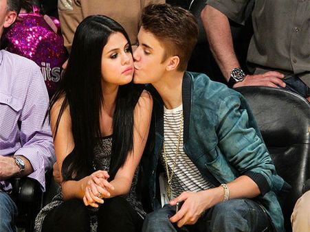 See What Selena Gomez Is Doing To Make Justin Bieber Jealous