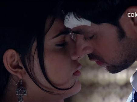 Meri Aashiqui Tum Se Hi: Ishaani Knows Ranveer-Rithika Never Married!