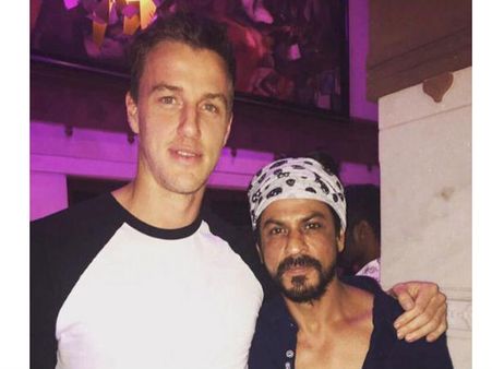 Pics: Handsome Shahrukh Khan At KKR Party