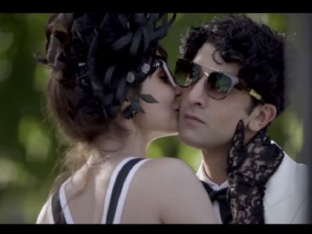 Bombay Velvet Movie Review: Ranbir Kapoor-Anushka Sharma Takes Us Back In Time