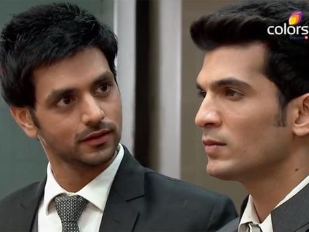 Meri Aashiqui Tum Se Hi: Wedding Competition Between Ranveer, Shikhar?