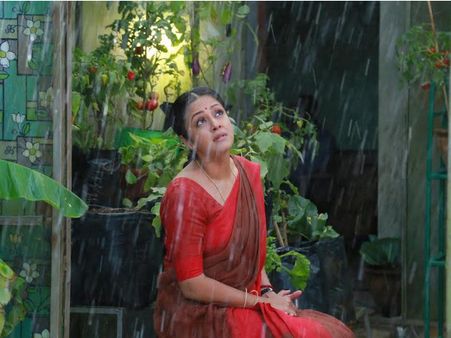 36 Vayadhinile Spl: Why Jyothika's Comeback Might Not Work In Her Favour After All?