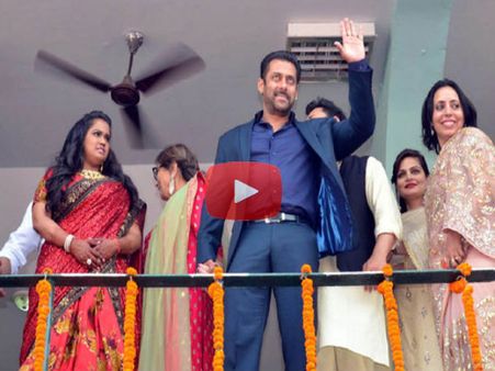 Video: Salman Khan's Filmy Yet Touching Speech For Mandi People