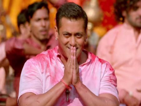 Bajrangi Bhaijaan Teaser Rocks YouTube & Facebook Over The Weekend