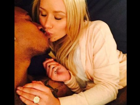 Iggy Azalea Is Engaged To Nick Young, See Her Sparkling Diamond Ring