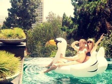 Taylor Swift's Summer Romance With Calvin Harris Goes Public