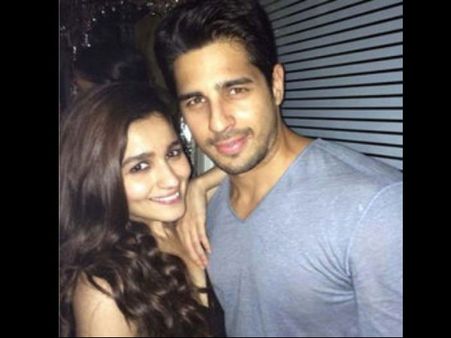 Sidharth Malhotra-Alia Bhatt Remain Inseparable On Kapoor and Sons Sets