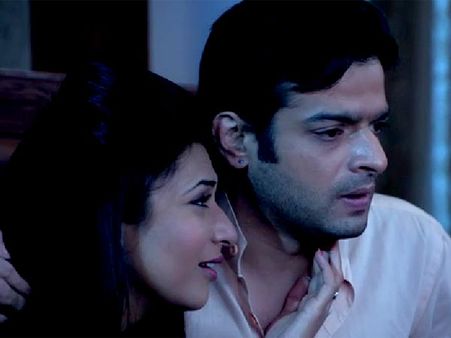 Yeh Hai Mohabbatein: Raman Dreams Losing Ishita; Sarika To Return?
