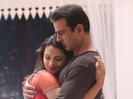 Itna Karo Na Mujhe Pyaar: Ragini Wants To Forget Her Past