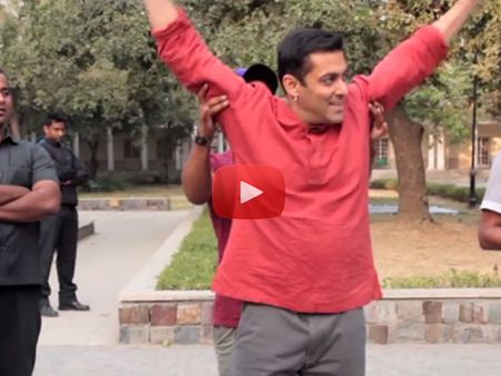 Video: Salman Khan's Behind The Scene Magic On Bajrangi Bhaijaan Sets