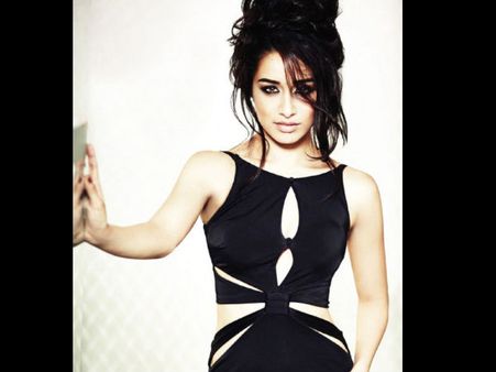 Shraddha Kapoor: I Am Happy To Be Replaced By Kangana Ranaut