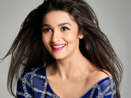 OMG: Alia Bhatt Is Fooling The Media About Her Link-Ups
