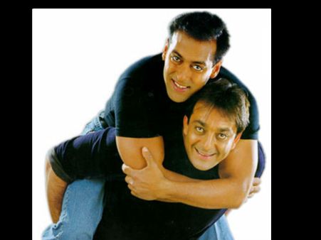 Salman Khan Won't Party If Sanjay Dutt Gets Out On Parole