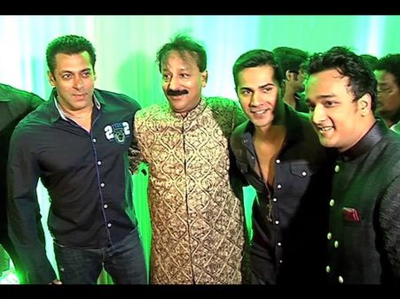 Salman Khan At Baba Siddiqui's Iftar Party; Media Left Injured & Irked