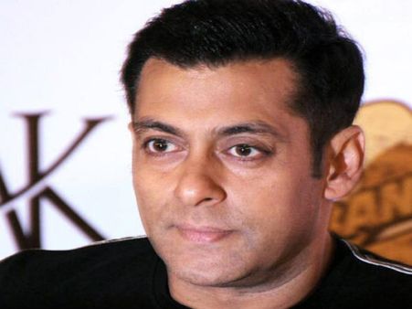 Salman Khan Suffers Back Injury