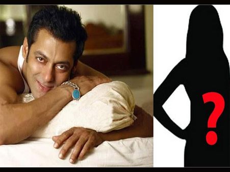 Spotted Together: Salman Khan’s Famous Ex Girlfriend Avoids Getting Clicked With Him