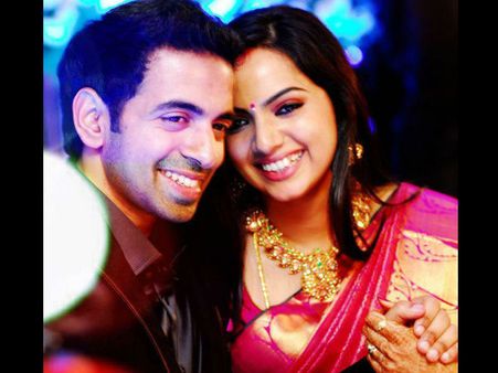 Samvritha Sunil's Parents Bash Divorce Rumours