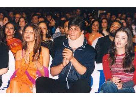 Flashback Picture: Shahrukh Khan, Gauri Khan And Aishwarya Rai Bachchan At Filmfare Awards