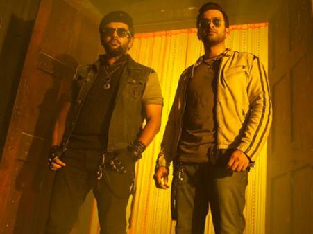 Double Barrel Movie Review: A Brave Attempt!