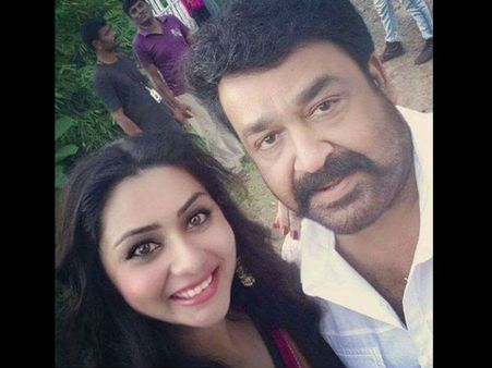 Namitha In Mohanlal's Puli Murugan