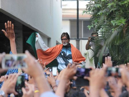 Amitabh Bachchan Is Thanking His Twitter Abusers! But Why?