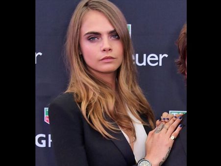 Cara Delevingne Rants At Paparazzi On Twitter