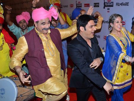 Awesome! These Bollywood Stars Will Watch Kapil Sharma's Debut KKPK
