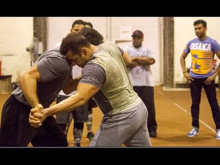 EXCLUSIVE PIC! Salman Khan Practising Wrestling For Sultan!
