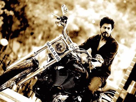 Check Out Shahrukh's Harley Bike Gifted By Dilwale Director Rohit Shetty