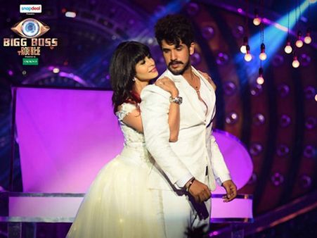 Bigg Boss 9 Contestants Kishwer Merchant & Suyyash Rai To Marry Next Year!