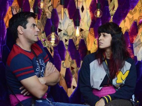 Kishwer Merchant backstabs Aman Verma On Bigg Boss 9