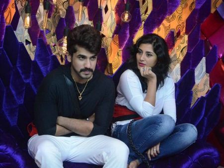 Bigg Boss 9 With Salman Khan:Suyyash Rai-Rimi Sen Safe;Not Pair,But One Contestant To Get Eliminated