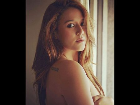 Krishna Shroff Furious On Her Pics Being Called Topless, Says Didn't Show Her Assets!