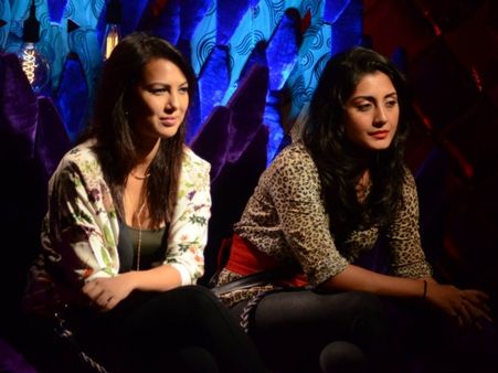 Bigg Boss 9: Rimi Sen Makes Rochelle Rao Break Down In Frustration!