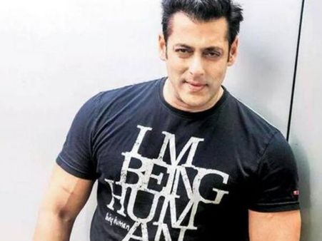 Sallu Bhai Blown Away Over Song 'Darling' From Mr Airavata