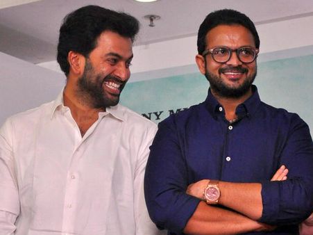 Prithviraj Copies Jayasurya!